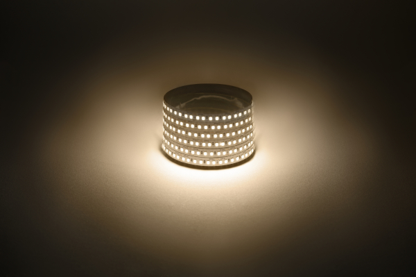 ЭРА Лента  IP20  12V  14,4Вт/м 3000К LED 5м LS2835 -14,4-180-12-3000K-IP20-1